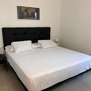  Camping Fira Gran Via 2 - Private In A Shared - Privadas En Compartido Espagne